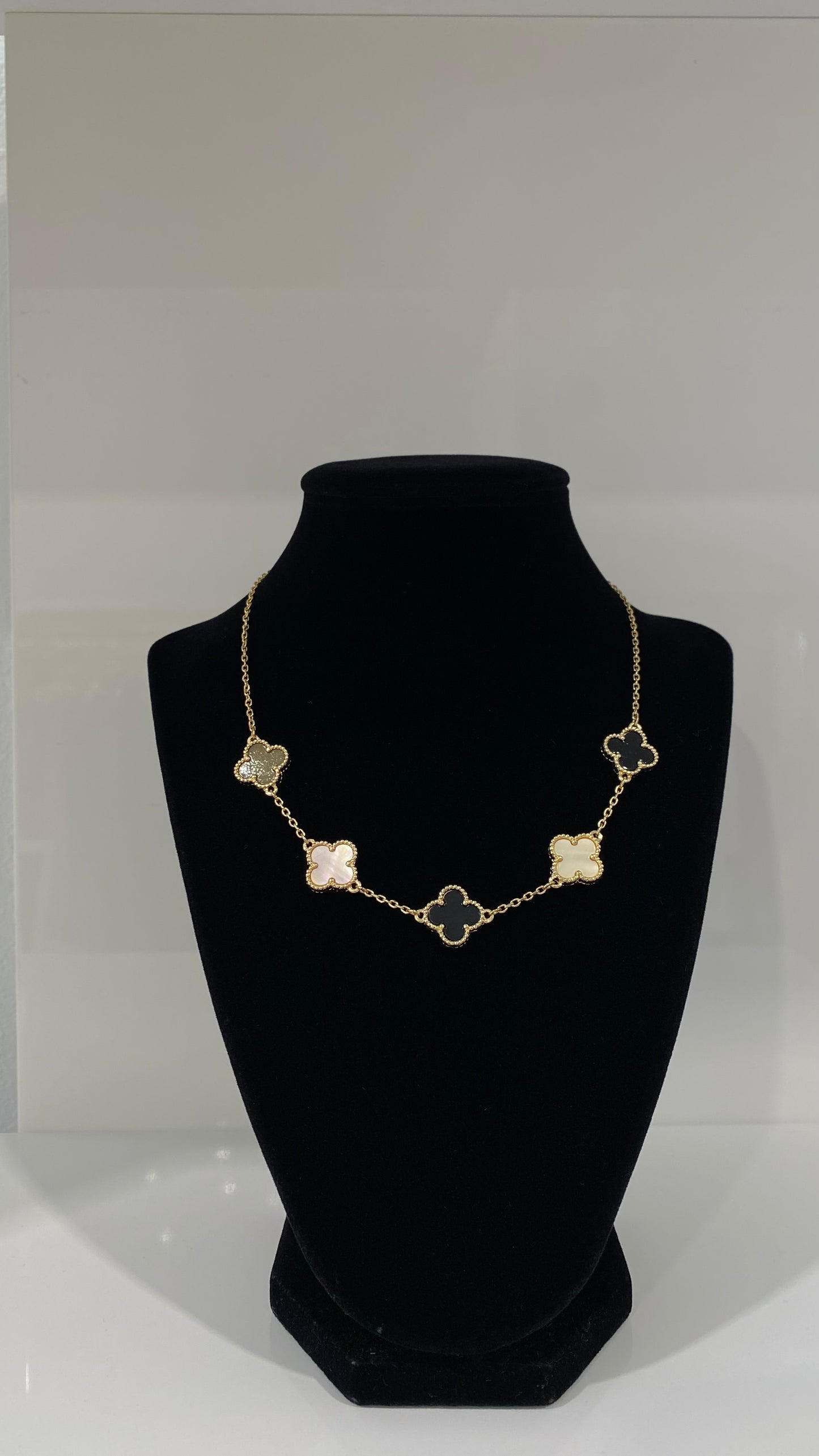 Rae Clover Necklace