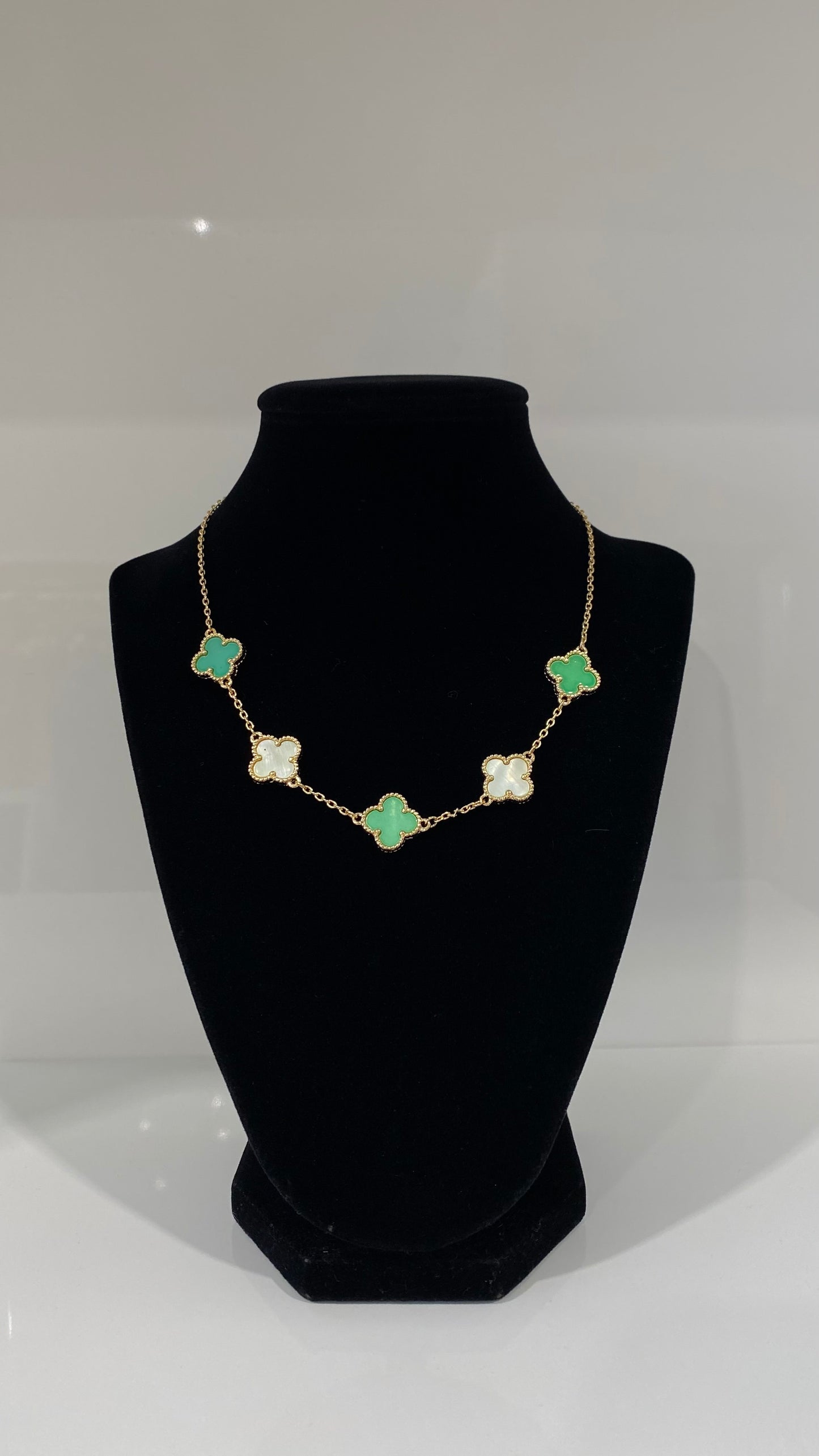 Rae Clover Necklace