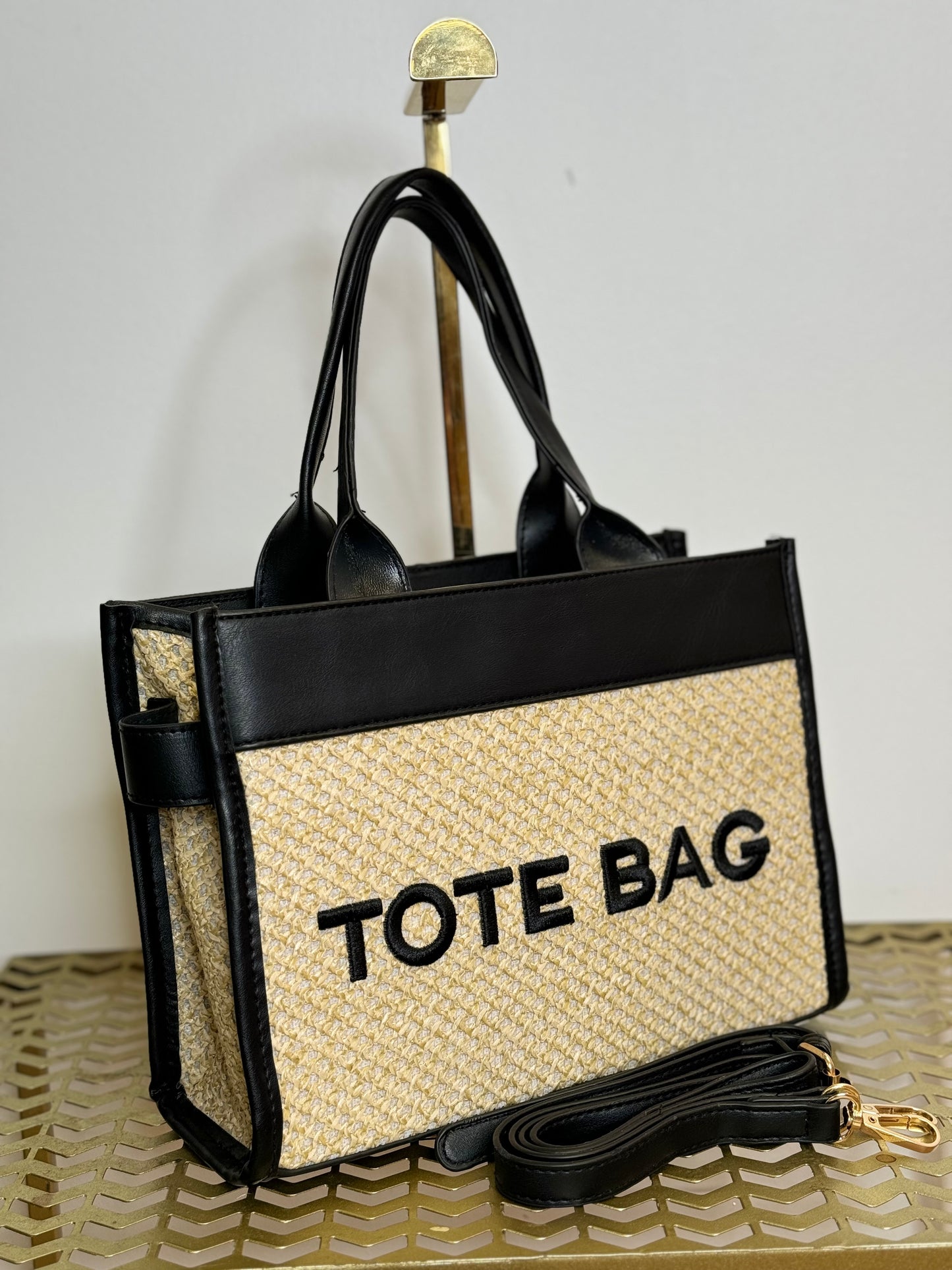 Tote bag