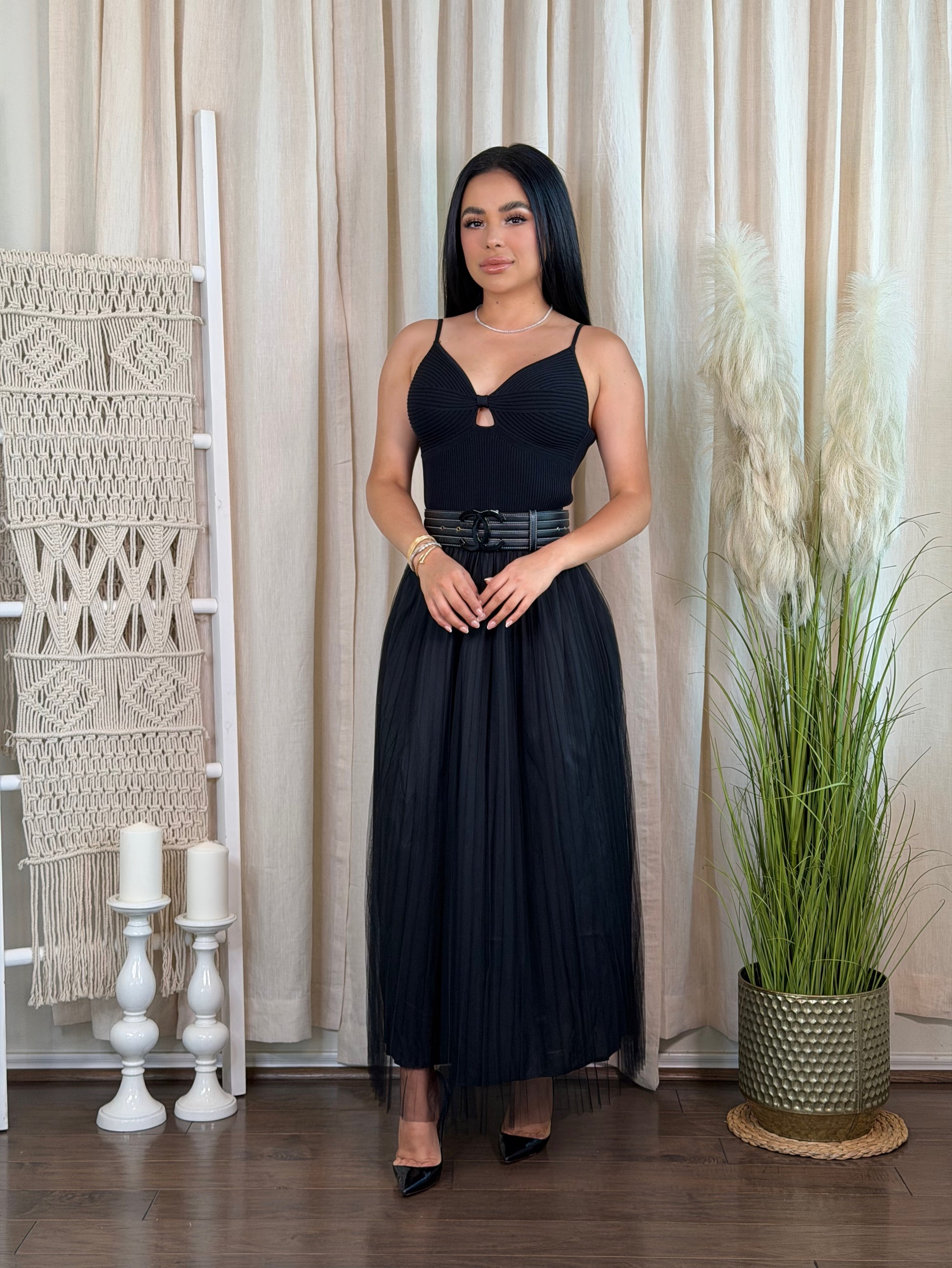 Maxi Elegance Dress Black / Medium