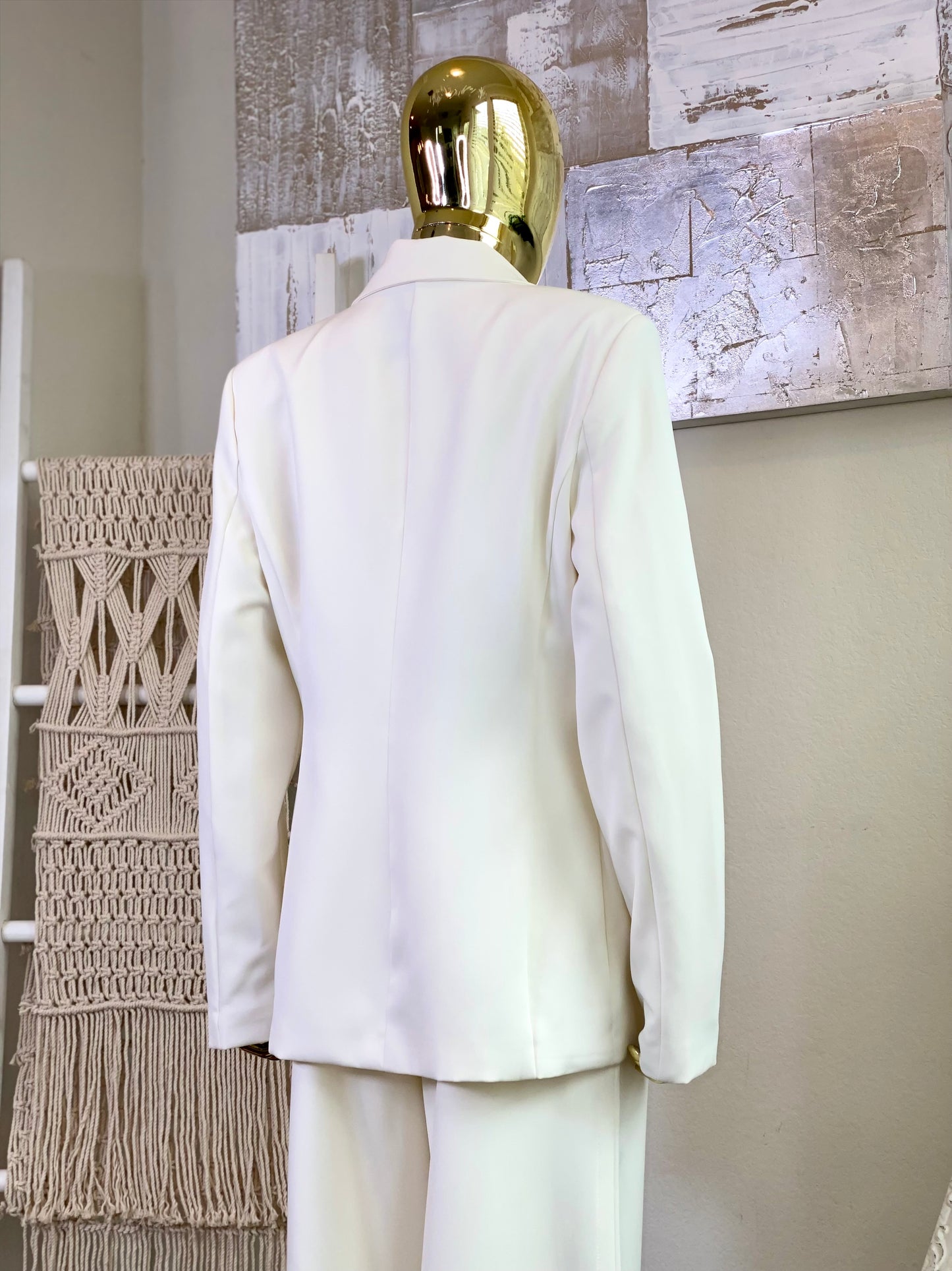 Relaxed-Fit Cream Blazer Set