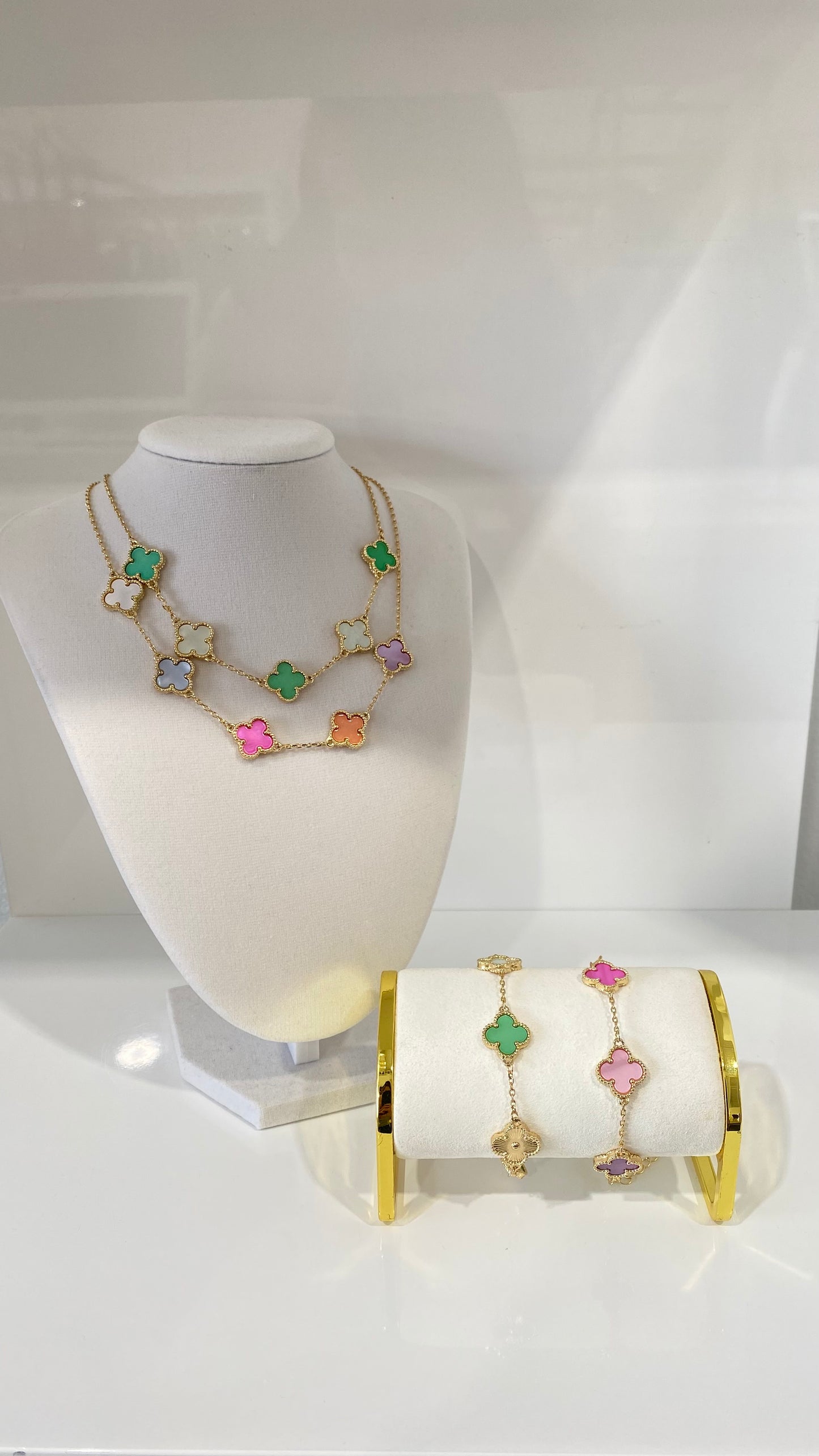 Rae Clover Necklace