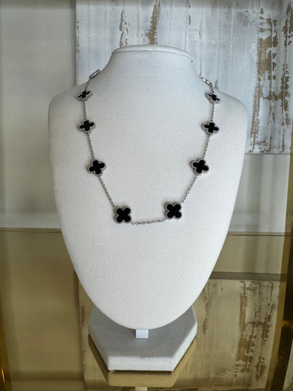 Multiple clover necklace